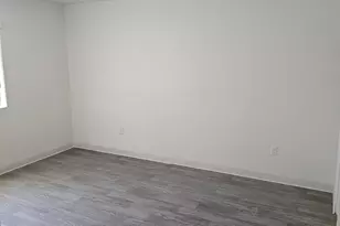 1241 E Cinnabar Ave, Phoenix, AZ 85020 - Photo 14