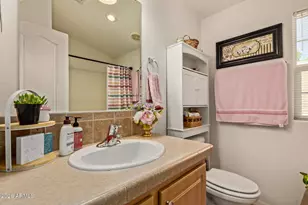 7300 N 51st Ave, Glendale, AZ 85301 - Photo 16