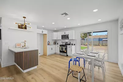 5846 W Cheery Lynn Road, Phoenix, AZ 85031 - Photo 10