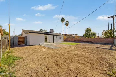 5846 W Cheery Lynn Road, Phoenix, AZ 85031 - Photo 34