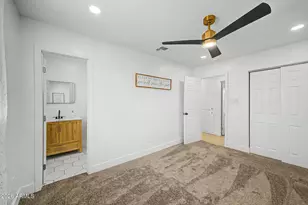 5846 W Cheery Lynn Rd, Phoenix, AZ 85031 - Photo 16