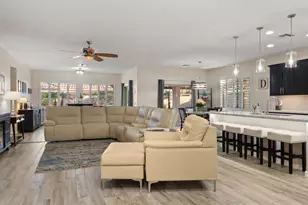 9277 W Buckhorn Trail, Peoria, AZ 85383 - Photo 2