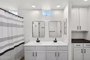 706 E Washington St, Phoenix, AZ 85034 - Photo 24