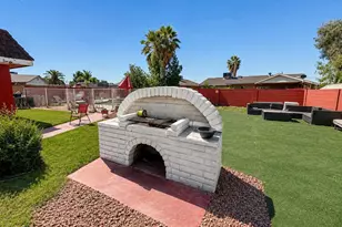 6411 W Verde Ln, Phoenix, AZ 85033 - Photo 28