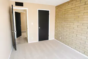 6411 W Verde Ln, Phoenix, AZ 85033 - Photo 14