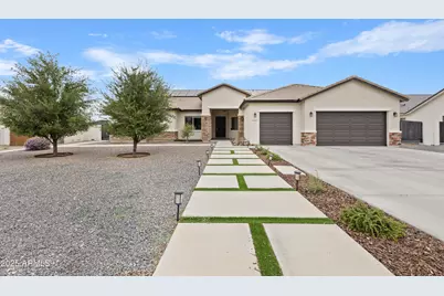 18020 E Indiana Avenue, Queen Creek, AZ 85142 - Photo 2