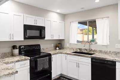 2207 W Monroe Street, Chandler, AZ 85224 - Photo 14