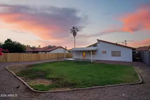 2207 W Monroe St, Chandler, AZ 85224 - Photo 34