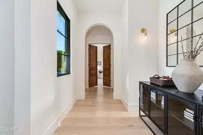 5502 E Mariposa Street, Phoenix, AZ 85018 - Photo 14