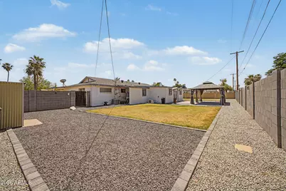 1522 W Lawrence Lane, Phoenix, AZ 85021 - Photo 24