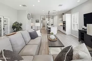 2120 E Park View Ln, Phoenix, AZ 85024 - Photo 4