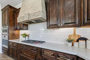 215 S Parkcrest St, Gilbert, AZ 85296 - Photo 14