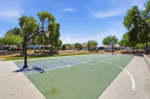 215 S Parkcrest St, Gilbert, AZ 85296 - Photo 68