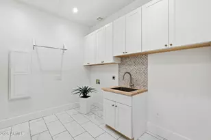 215 S Parkcrest St, Gilbert, AZ 85296 - Photo 42