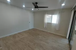 3418 W Mandalay Ln, Phoenix, AZ 85053 - Photo 12
