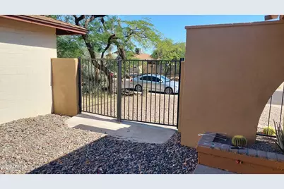3418 W Mandalay Lane, Phoenix, AZ 85053 - Photo 20