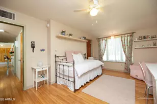 821 E Desert Park Ln, Phoenix, AZ 85020 - Photo 28