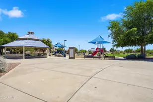 260 N 199th Dr, Buckeye, AZ 85326 - Photo 28