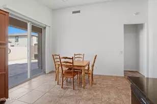 260 N 199th Dr, Buckeye, AZ 85326 - Photo 8