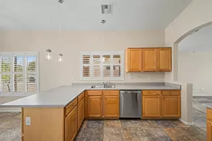 3239 E Woodside Way, Gilbert, AZ 85297 - Photo 12