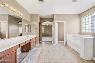 43294 W Bailey Dr, Maricopa, AZ 85138 - Photo 44