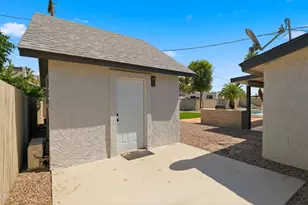 4240 E Desert Cactus St, Phoenix, AZ 85032 - Photo 38