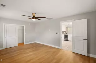 4240 E Desert Cactus St, Phoenix, AZ 85032 - Photo 32
