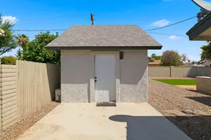 4240 E Desert Cactus St, Phoenix, AZ 85032 - Photo 34