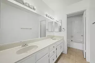 11851 N 76th Dr, Peoria, AZ 85345 - Photo 24
