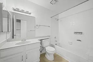 11851 N 76th Dr, Peoria, AZ 85345 - Photo 16