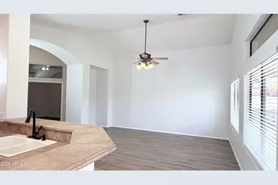 243 W Raven Drive, Chandler, AZ 85286 - Photo 12