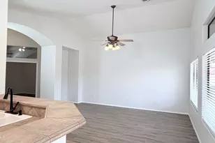 243 W Raven Dr, Chandler, AZ 85286 - Photo 12