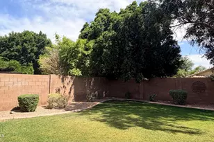 243 W Raven Dr, Chandler, AZ 85286 - Photo 32