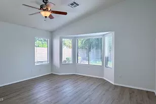 243 W Raven Dr, Chandler, AZ 85286 - Photo 20