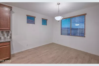 29507 N 113th Lane, Peoria, AZ 85383 - Photo 10
