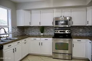 2529 W Big Oak St, Phoenix, AZ 85085 - Photo 10