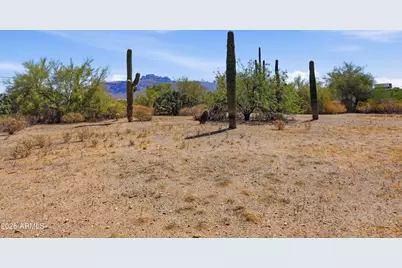 1920 E 18th Avenue, Apache Junction, AZ 85119 - Photo 1