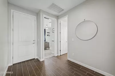 725 E Liberty Lane, Gilbert, AZ 85296 - Photo 32