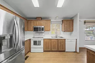 2650 W Union Hills Dr, Phoenix, AZ 85027 - Photo 4