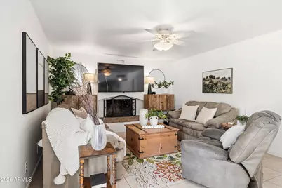 857 E Coral Gables Drive, Phoenix, AZ 85022 - Photo 14
