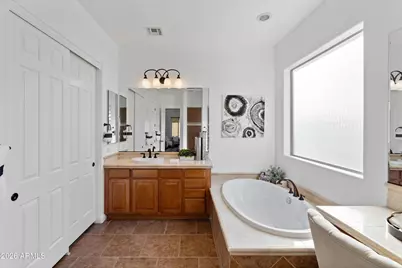 25609 N 55th Drive, Phoenix, AZ 85083 - Photo 32