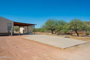 19725 E Squaw Valley Dr, Black Canyon City, AZ 85324 - Photo 28