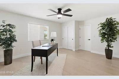 19430 N Willowcreek Circle, Sun City, AZ 85373 - Photo 28