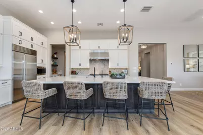 2766 E Bonanza Court, Gilbert, AZ 85297 - Photo 8