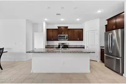 41590 W Dusty Creek Drive, Maricopa, AZ 85138 - Photo 10