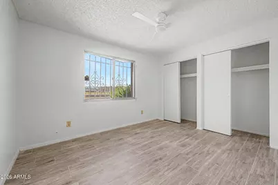3646 N 67th Avenue #106, Phoenix, AZ 85033 - Photo 12