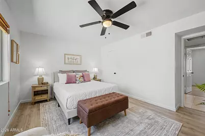 3226 W Michelle Drive, Phoenix, AZ 85053 - Photo 14