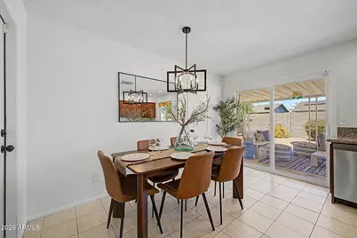 3226 W Michelle Drive, Phoenix, AZ 85053 - Photo 8