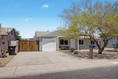 3226 W Michelle Drive, Phoenix, AZ 85053 - Photo 2