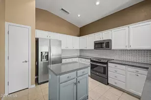 20266 N 104th Ave, Peoria, AZ 85382 - Photo 10